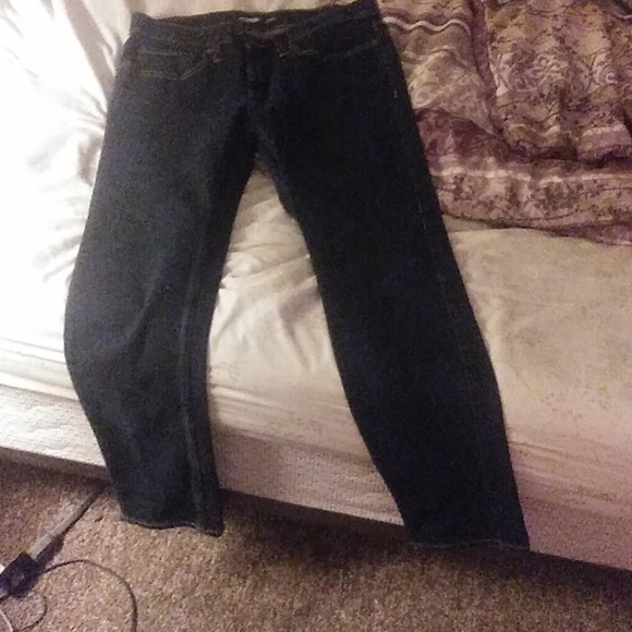 Dark blue skinny jeans w/built 8n flex - Picture 1 of 3